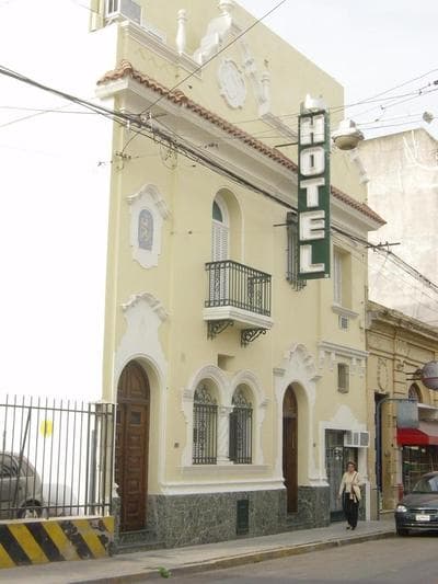 EMPERATRIZ HOTEL familiar