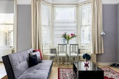 1-bedroom Modern Flat in Maida Vale
