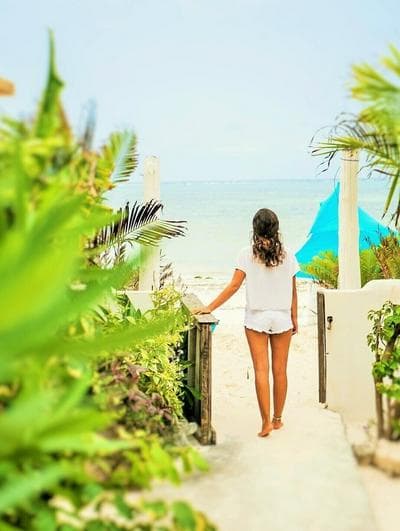 Villa - Right on the Beach, Under the Coconut Trees, Sleeps 10, Pool, Chef