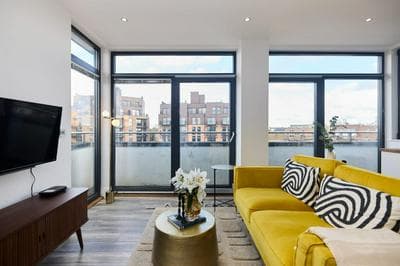 The Harlesden Hideaway - Lovely 2bdr Flat With Balcony