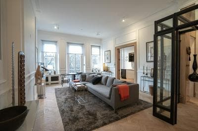 Cadogan Square - 2 Bedroom Apartment V