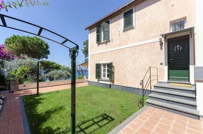JOIVY Villa W/Superb View And Private Garden In Mulinetti