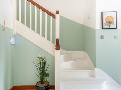 The Southwick Sanctuary - Large & Modern 6BDR Home with Private Terrace