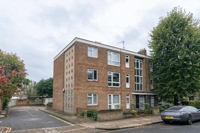 Charming One Bed Abode In East Putney