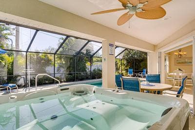 Beachy Port Charlotte Home w/ Hot Tub & Pool!