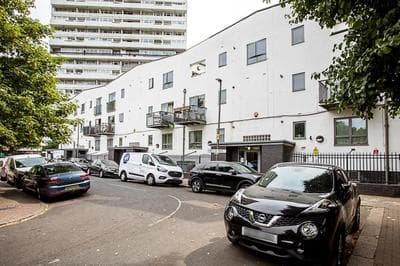 London Apartment in Trendy Clapham Junction