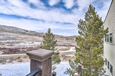 Ski-in/ski-out Granby Ranch Retreat w/ Mtn View!