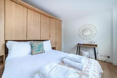 Cosy Apartment Steps From London Eye