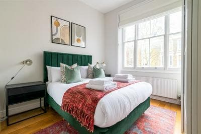 Fantastic Earls Court Flat