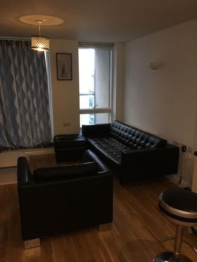 1 Bed Apt Near Canary Wharf London City Centre