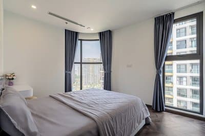 LA Nest 2 Bedrooms The Beverly - Vincom