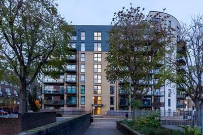 Bright and Stylish Kennington Gem