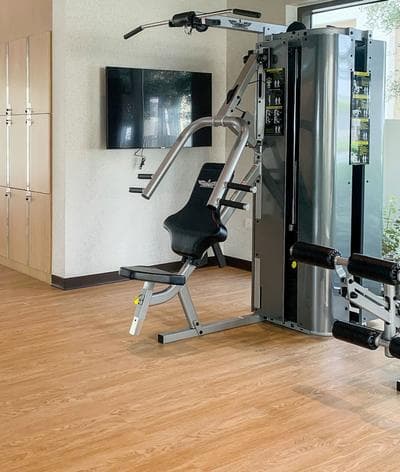HomesGetaway-Lavish2BR in CreekBayshore4