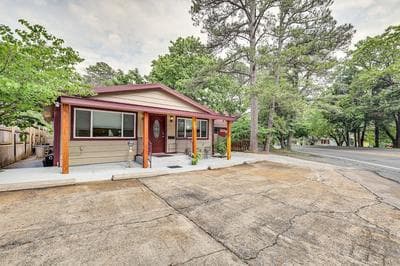 Eureka Springs Rental - Walk to Downtown!