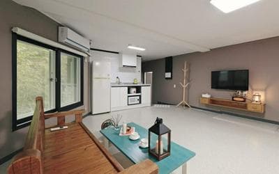 Yeongdeok Nowbada Pension