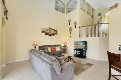 Fantastic Resort 5br House - South Facing Pool/spa 5 Bedroom Villa by RedAwning