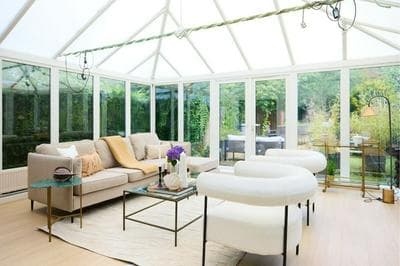The Wray Crescent Retreat - Dazzling 5bdr House With Parking + Garden