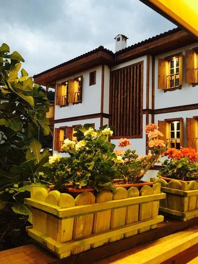 Yeni Konak Hotel