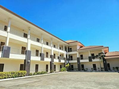 Grand Place Resort