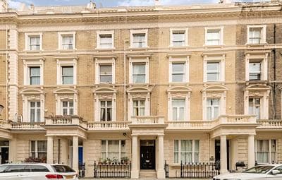 22 43 Clanricarde Gardens Studio