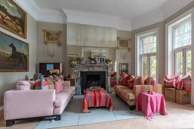 Chelsea Embankment III by Onefinestay