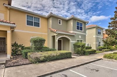 Grou-friendly Kissimmee Home: 7 Mi to Disney Parks