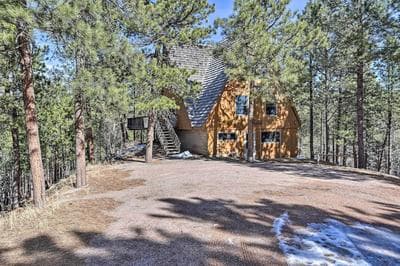 Cozy Black Hills Nature Retreat w/ Private Deck!