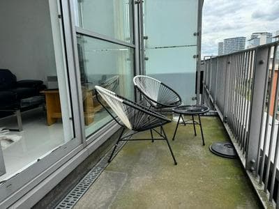 Royal Docks Luxury 3 Bedroom Apartment