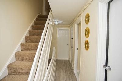 London's Calling U! A Lovely 2 Bedhome Sleeps 1-5!