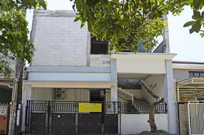 OYO 91746 Kost Sedati Syariah
