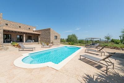 Bellpuig 4 in Art With 3 Bedrooms and 2 Bathrooms
