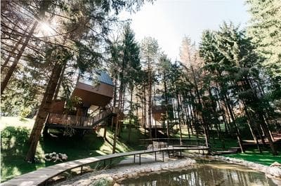 Tree House Close to the National Park Plitvice Lakes