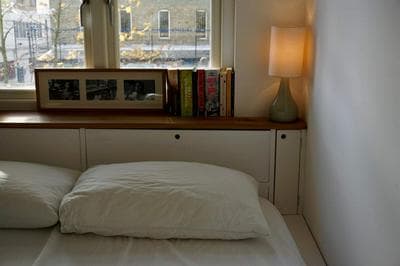 Beautiful Canalside 1-bedroom Flat With Terrace