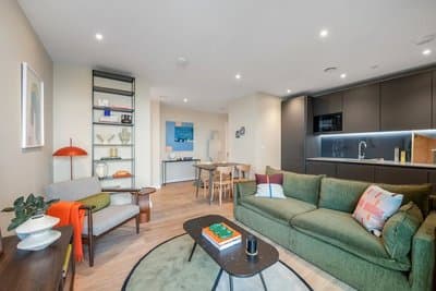 East London Skyline Retreat