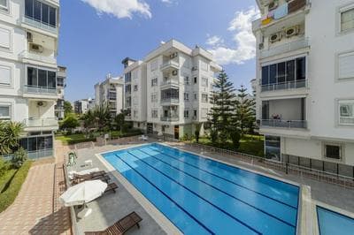 Delightful Flat With Shared Pool in Konyaalti