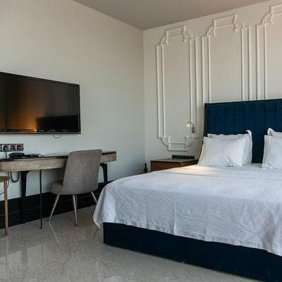Mirage Airport Hotel