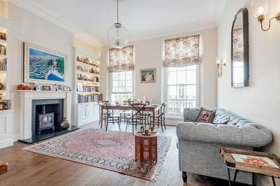 Charming Pimlico Home Close to the River Thames by Underthedoormat