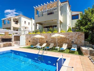Villas in Crete With Private Pool & Beaches