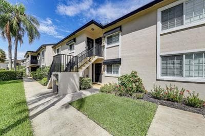 Apartment w/ Patio & Pool Access in Pompano Beach!