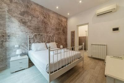 Major 93 Guesthouse