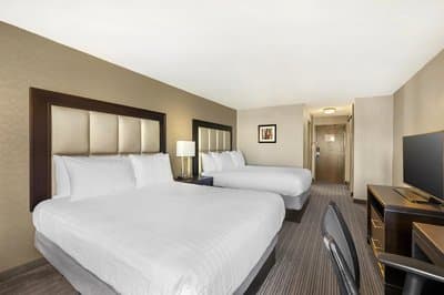 Best Western Plus Waterfront Hotel