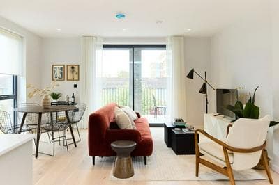 The Brondesbury Scenery - Bright 1bdr Flat With Balcony + Parking