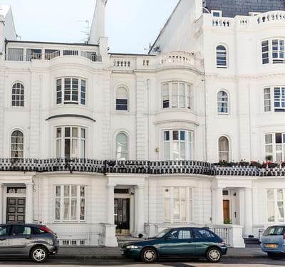 Gloucester Terrace by Lime Street