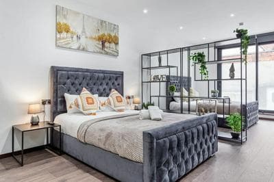 Luxury Sleeps 4 Studio Flat