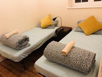 3bed apartment next to eurostar station