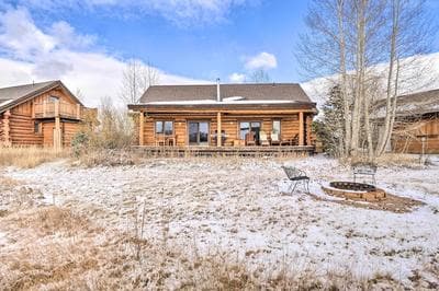 Mountain Views & Fire Pit: Granby Retreat!