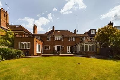 The Richmond Park Hideaway - Cozy 4bdr House With Garden Rooftop Terrace