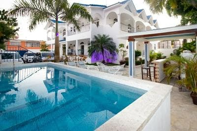 Hotel Villa Capri Salon & SPA