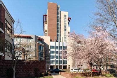 Kasa Inviting Studio Work Friendly Alexandria
