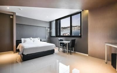 Yeongdeok Gangguhang Cloud Hotel